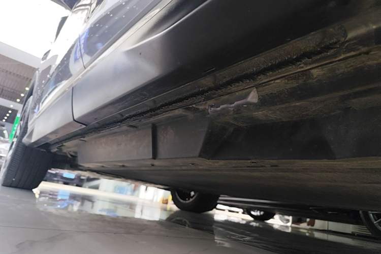 Used BYD Song PLUS New Energy 2025 EV Intelligent Driving Version 520km Premium Model Left Side Sill