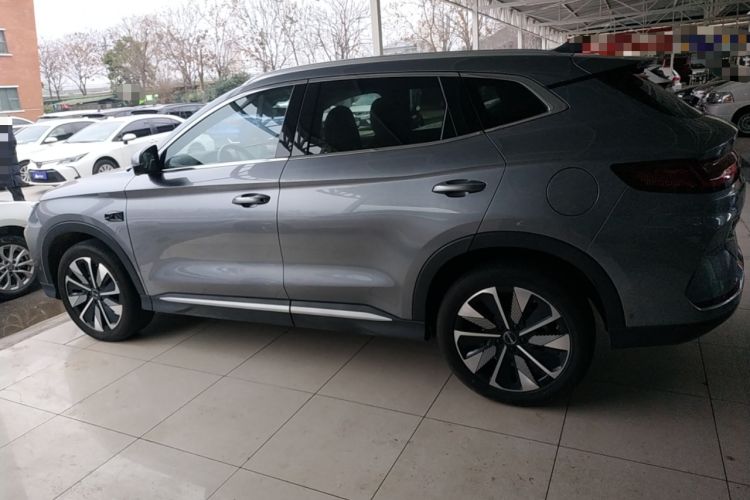 Used BYD Song PLUS New Energy 2025 EV Intelligent Driving Version 520km Premium Model Left Side