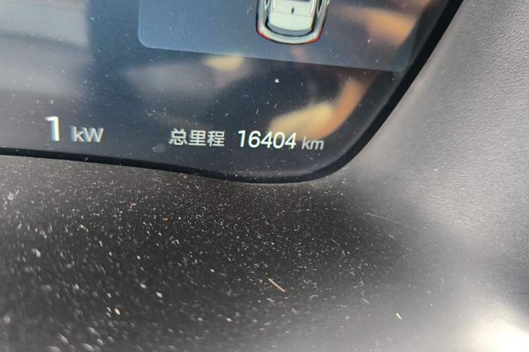 Used BYD Song PLUS New Energy 2025 DM-i 112KM Prestige Model Odometer Close Up