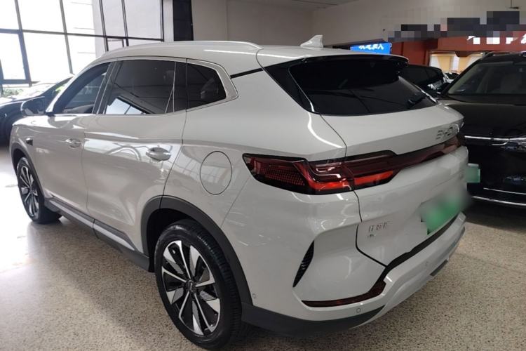 Used BYD Song PLUS New Energy 2025 EV Intelligent Driving Edition 520km Luxury Model Rear Left 45 Deg