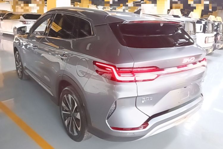 Used BYD Song PLUS New Energy 2025 EV Intelligent Driving Edition 520km Luxury Model Rear Left 45 Deg
