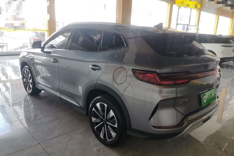 Used BYD Song PLUS New Energy 2025 EV Intelligent Driving Edition 520km Luxury Model Rear Left 45 Deg