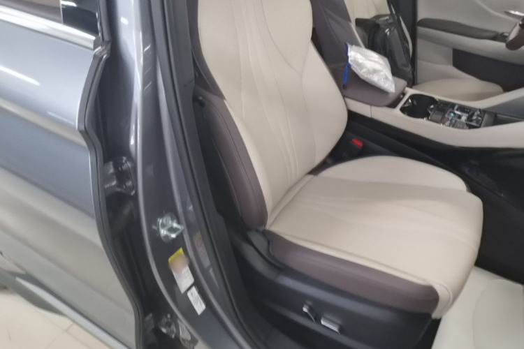 Used BYD Song PLUS New Energy 2025 EV Intelligent Driving Version 520km Premium Model Right Front Seat