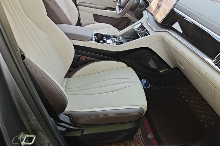 Used BYD Song PLUS New Energy 2025 EV Intelligent Driving Edition 520km Luxury Model Right Front Seat
