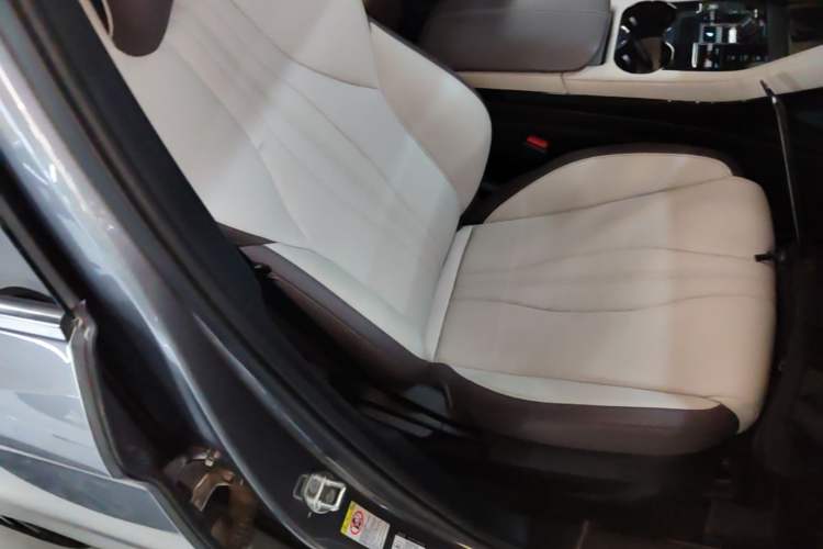 Used BYD Song PLUS New Energy 2025 DM-i 112KM Prestige Model Right Front Seat