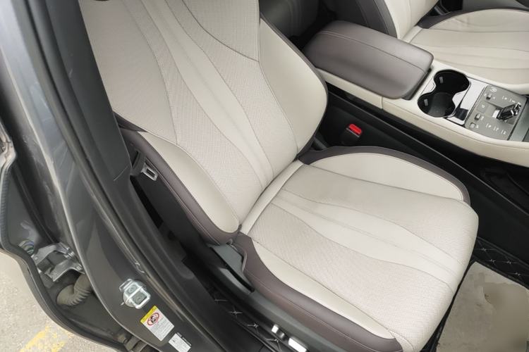 Used BYD Song PLUS New Energy 2025 DM-i 112KM Prestige Model Right Front Seat