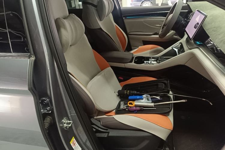 Used BYD Song PLUS New Energy 2025 DM-i 112KM Prestige Model Right Front Seat