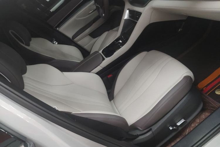 Used BYD Song PLUS New Energy 2025 DM-i 112KM Prestige Model Right Front Seat