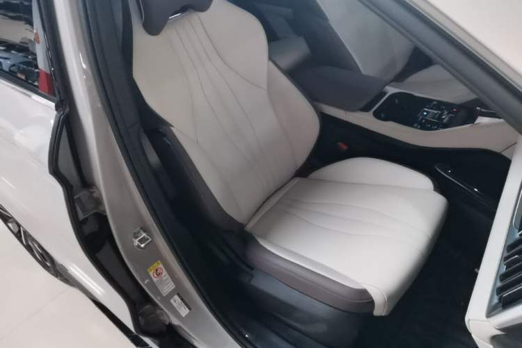 Used BYD Song PLUS New Energy 2025 DM-i 112KM Prestige Model Right Front Seat