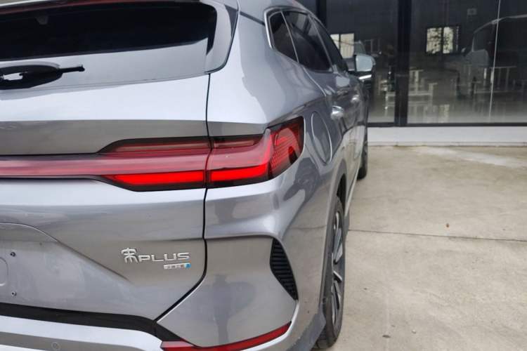 Used BYD Song PLUS New Energy 2025 EV with 605 km Range – Flagship Version Right Rear Taillight