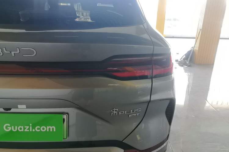 Used BYD Song PLUS New Energy 2025 EV Intelligent Driving Edition 520km Luxury Model Right Rear Taillight