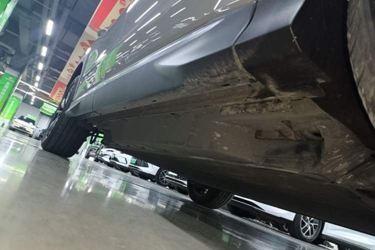 Used BYD Song PLUS New Energy 2025 EV Intelligent Driving Edition 520km Luxury Model Right Side Sill