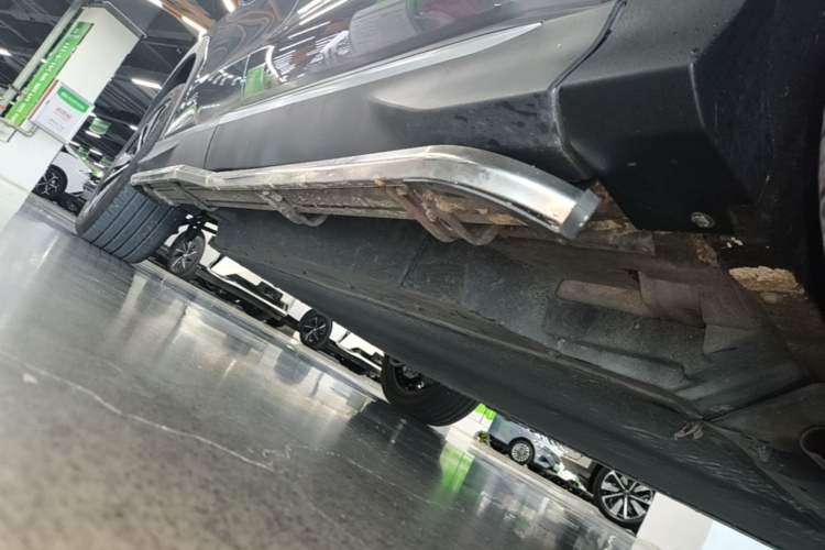 Used BYD Song PLUS New Energy 2025 EV Intelligent Driving Edition 520km Luxury Model Right Side Sill