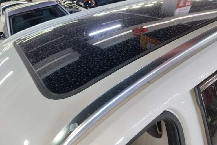 Used BYD Song PLUS New Energy 2025 DM-i 112KM Prestige Model Roof