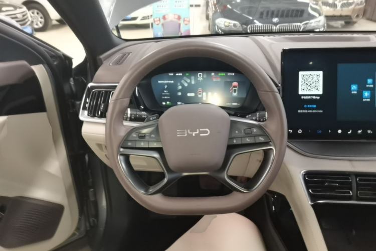 Used BYD Song PLUS New Energy 2025 EV Intelligent Driving Version 520km Premium Model Steering Wheel