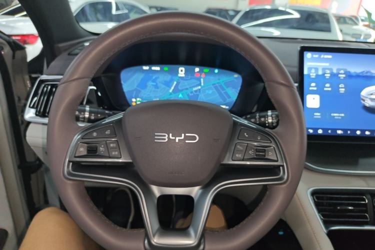 Used BYD Song PLUS New Energy 2025 DM-i 112KM Prestige Model Steering Wheel