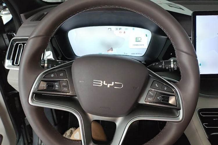 Used BYD Song PLUS New Energy 2025 DM-i 112KM Prestige Model Steering Wheel