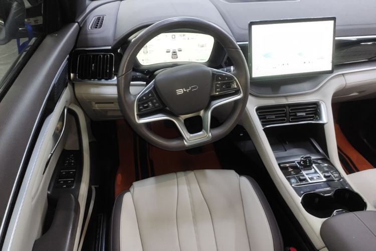 Used BYD Song PLUS New Energy 2025 DM-i 112KM Prestige Model Steering Wheel