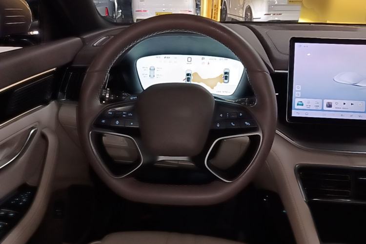 Used BYD Song PLUS New Energy 2025 EV Intelligent Driving Edition 520km Luxury Model Steering Wheel