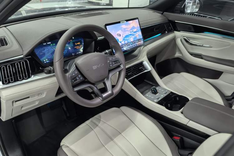 Used BYD Song PLUS New Energy 2025 DM-i 112KM Prestige Model Steering Wheel
