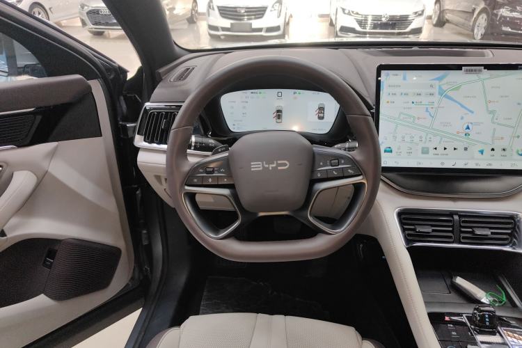 Used BYD Song PLUS New Energy 2025 DM-i Smart Drive 112KM Prestige Model Steering Wheel