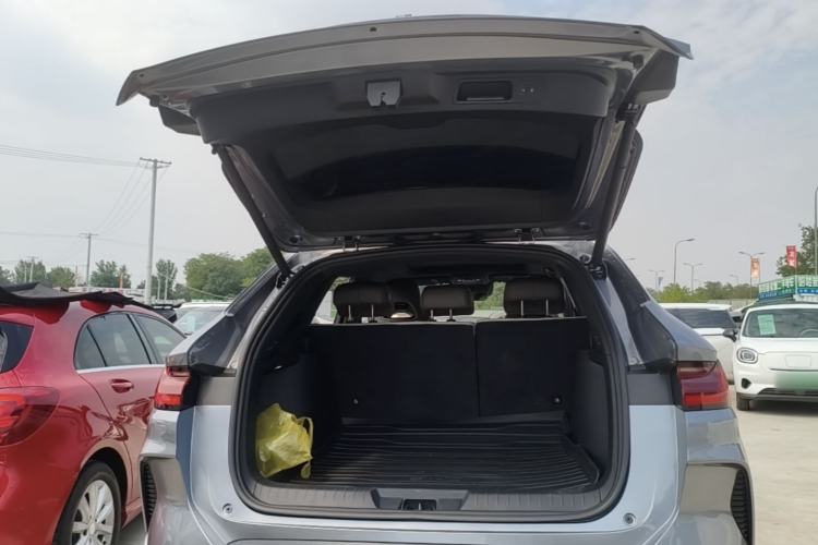 Used BYD Song PLUS New Energy 2025 EV 520km Luxury Version Trunk