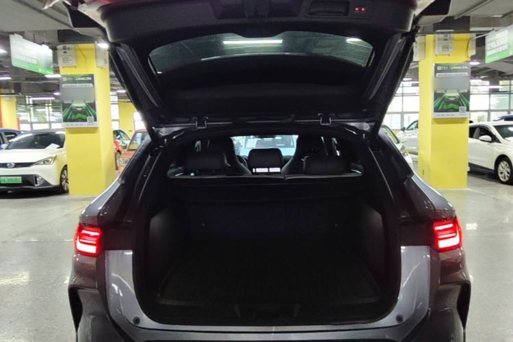 Used BYD Song PLUS New Energy 2025 DM-i 112KM Prestige Model Trunk