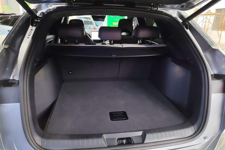 Used BYD Song PLUS New Energy 2025 EV 520km Luxury Version Trunk