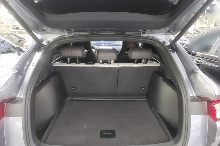 Used BYD Song PLUS New Energy 2025 DM-i 112KM Prestige Model Trunk