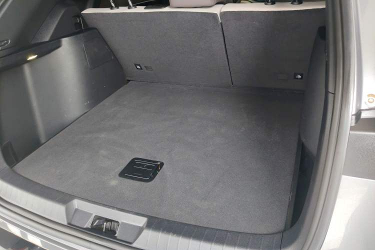 Used BYD Song PLUS New Energy 2025 DM-i 112KM Prestige Model Trunk