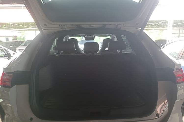 Used BYD Song PLUS New Energy 2025 DM-i 160KM Flagship Model Trunk
