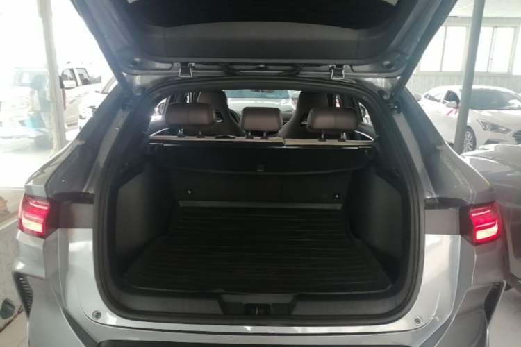 Used BYD Song PLUS New Energy 2025 DM-i 112KM Prestige Model Trunk