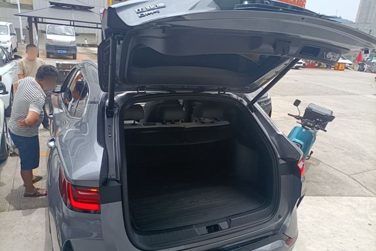 Used BYD Song PLUS New Energy 2025 DM-i 112KM Prestige Model Trunk