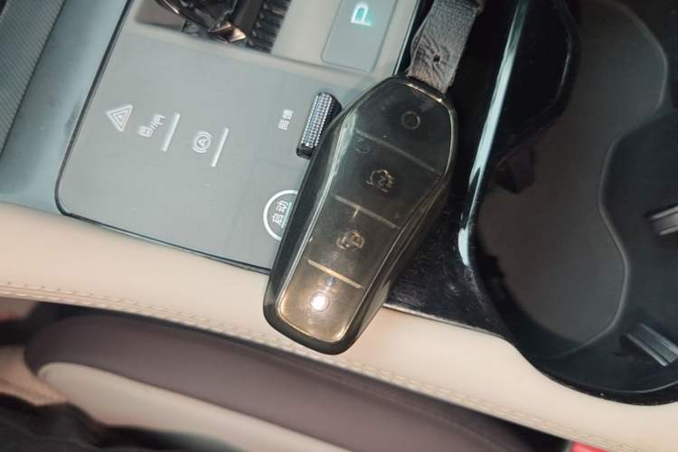 Used BYD Song PLUS New Energy 2025 EV 520km Premium Version Vehicle Key