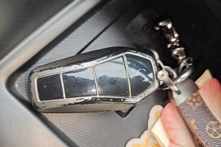 Used BYD Song PLUS New Energy 2025 DM-i 112KM Prestige Model Vehicle Key
