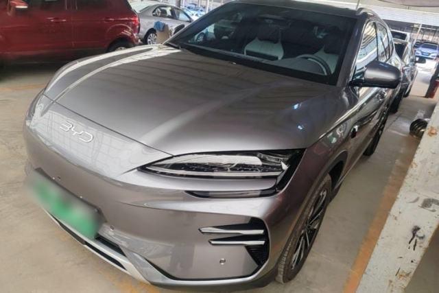 Used BYD Song PLUS New Energy 2025 EV Intelligent Driving Edition 520km Luxury Model