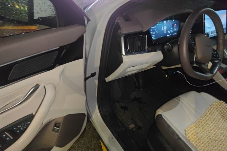 Used BYD Song PLUS New Energy 2025 DM-i Intelligent Driving 112KM Prestige Model Driver Seat