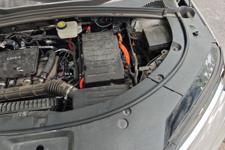 Used BYD Song PLUS New Energy 2025 DM-i Intelligent Driving 112KM Prestige Model Engine Bay Left