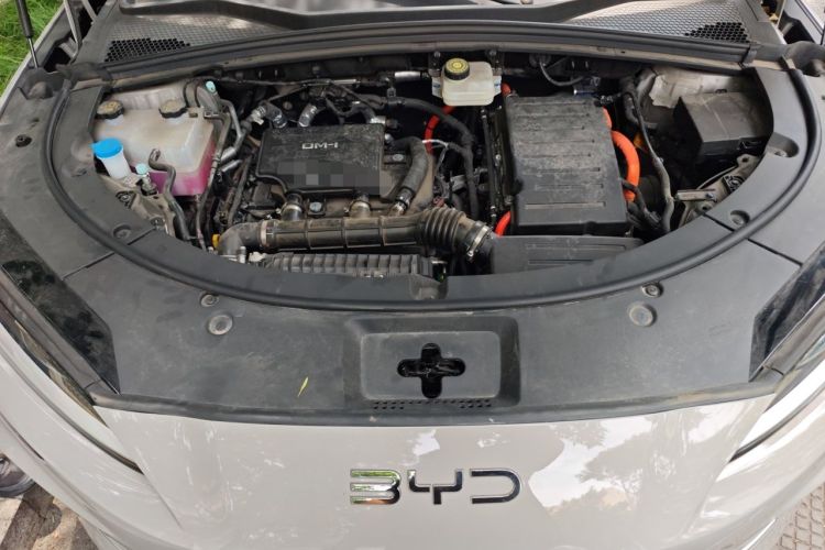 Used BYD Song PLUS New Energy 2025 DM-i Intelligent Driving 112KM Prestige Model Engine Bay