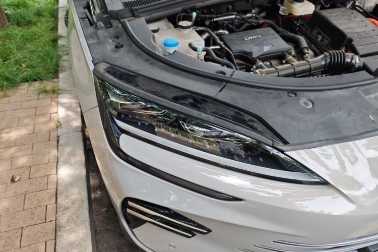 Used BYD Song PLUS New Energy 2025 DM-i Intelligent Driving 112KM Prestige Model Right Front Headlight