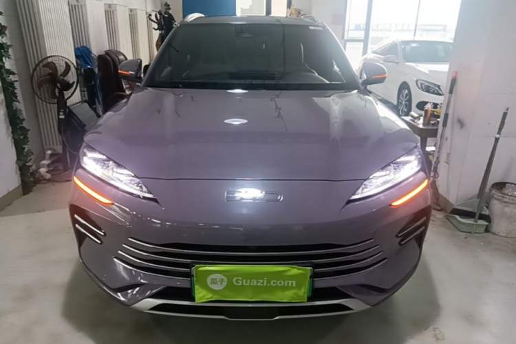 Used BYD Song PLUS New Energy 2025 DM-i 160KM Flagship Model Front