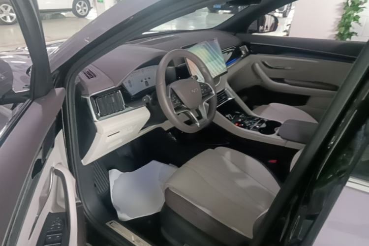 Used BYD Song PLUS New Energy 2025 DM-i 160KM Flagship Model Left Front Seat