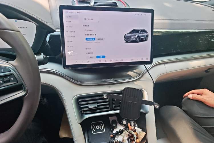 Used BYD Song PLUS New Energy 2025 DM-i 112KM Prestige Model Audio And AC Panel