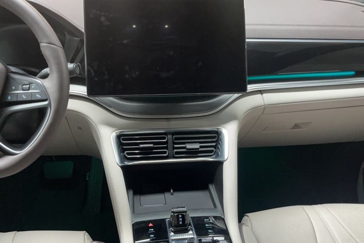 Used BYD Song PLUS New Energy 2025 EV Smart Drive Edition 605km Flagship Model Audio And AC Panel