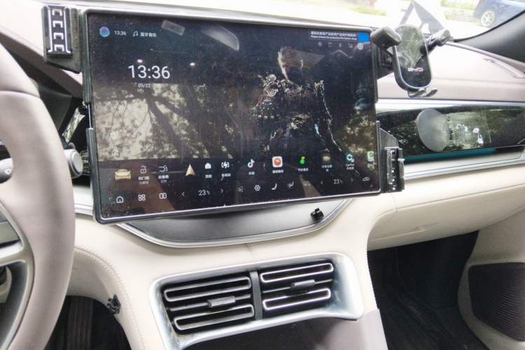 Used BYD Song PLUS New Energy 2025 EV Intelligent Driving Version 520km Premium Model Audio And AC Panel