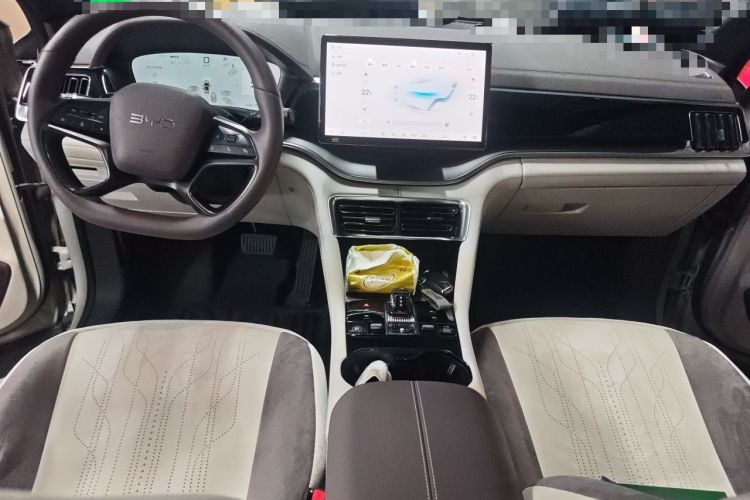 Used BYD Song PLUS New Energy 2025 EV Intelligent Driving Edition 520km Luxury Model Center Console