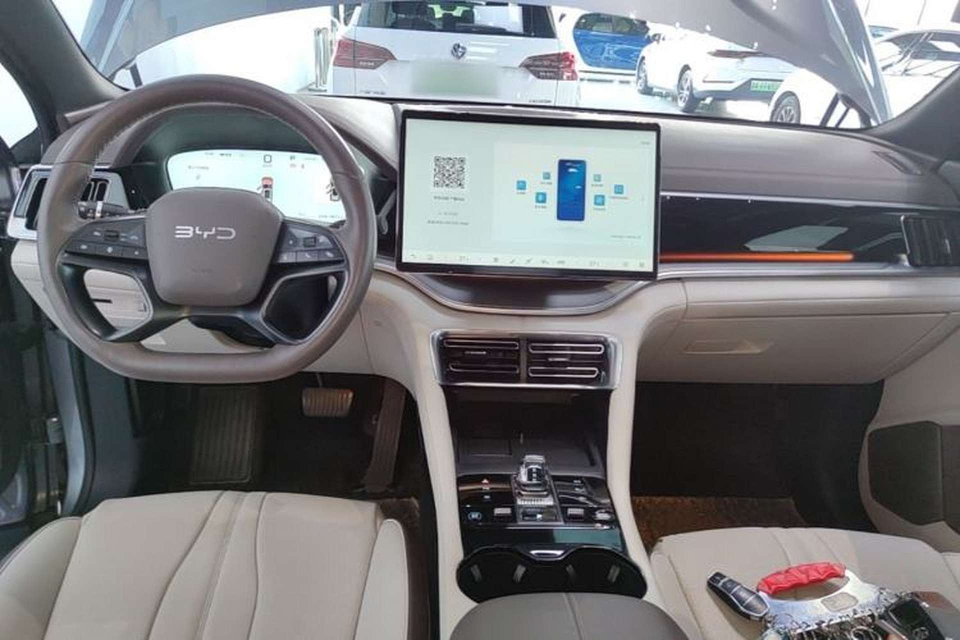 Used BYD Song PLUS New Energy 2025 EV 520km Premium Version Center Console