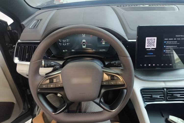 Used BYD Song PLUS New Energy 2025 EV Intelligent Driving Edition 520km Luxury Model Center Console