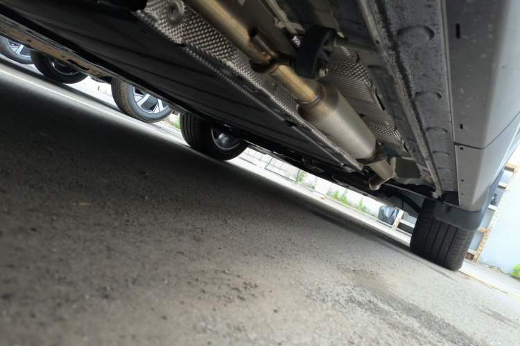 Used BYD Song PLUS New Energy 2025 DM-i Smart Drive 112KM Prestige Model Chassis Rear Right