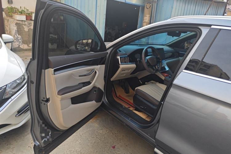 Used BYD Song PLUS New Energy 2025 EV 520km Luxury Version Driver Seat
